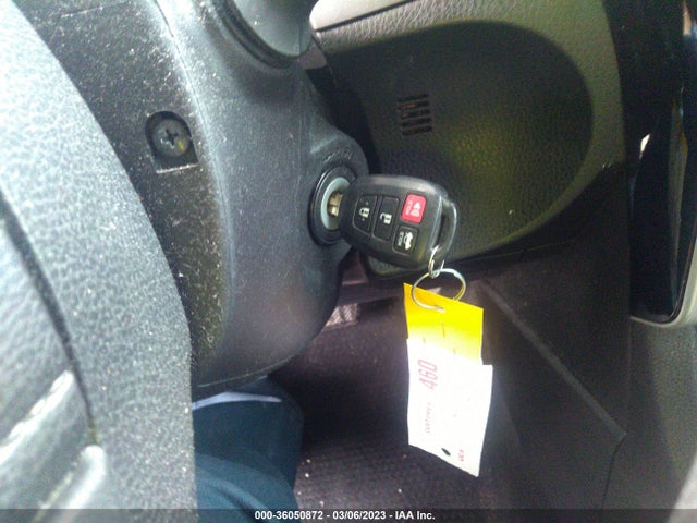 Toyota Corolla L/le/xle/se 2017 5YFBURHE3HP666482 Image 3