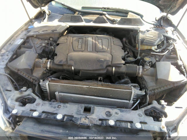 2011 JAGUAR XJ SAJWA2GB3BLV01428 Photo 9