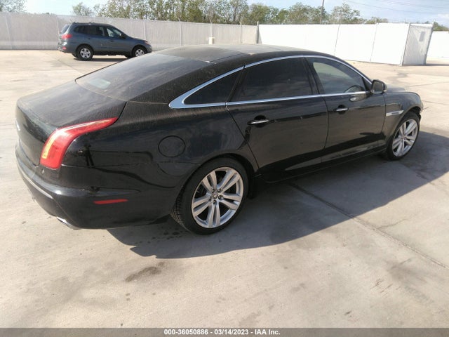2011 JAGUAR XJ SAJWA2GB3BLV01428 Photo 3