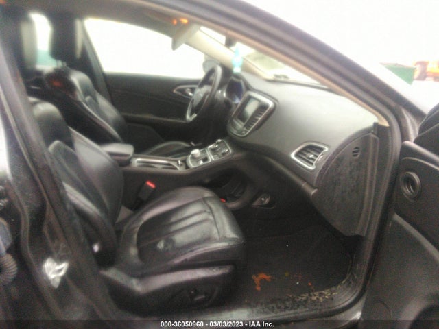 Chrysler 200 Limited Platinum 2017 1C3CCCABXHN504919 Image 5