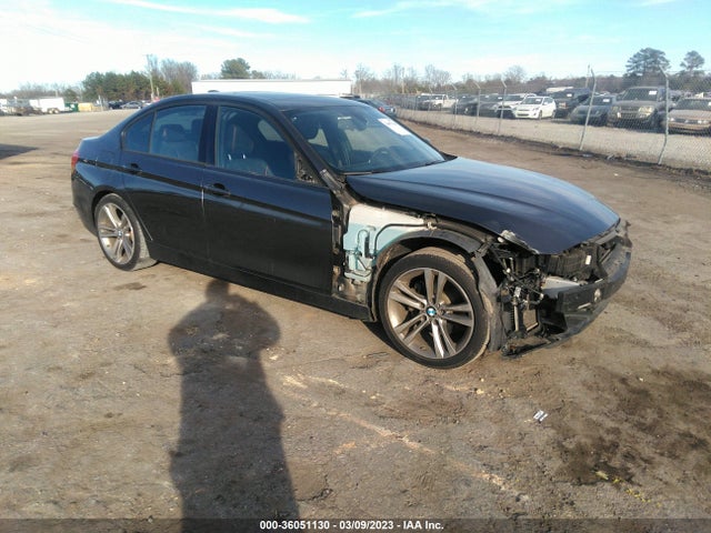 2012 WBA3A5C56CF347216 main image