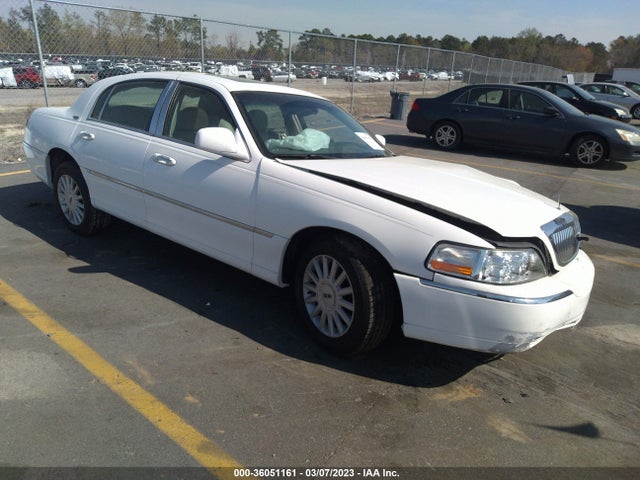 Lincoln Town Car Signature Limited 2005 1LNHM82W95Y616873 main image