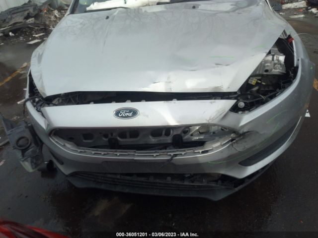 1FADP3K20FL263373 Ford FOCUS SE