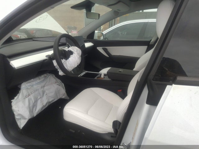 Tesla Model Y Long Range 2021 5YJYGDEE5MF219909 Image 6