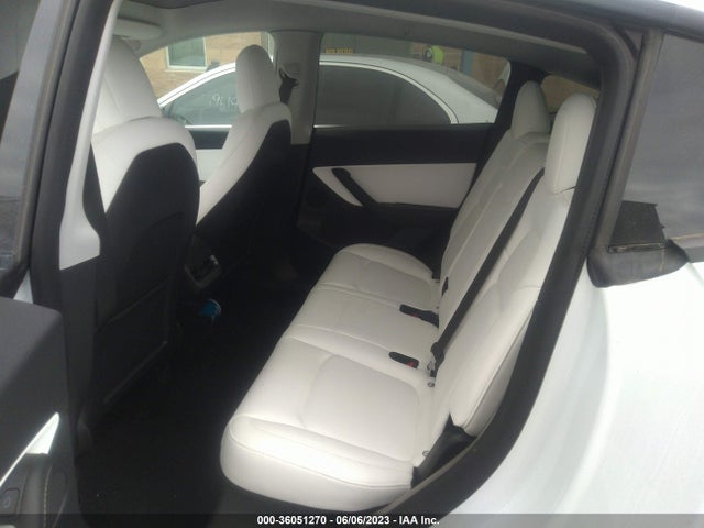 Tesla Model Y Long Range 2021 5YJYGDEE5MF219909 Image 9