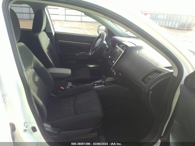 JA4APVAU6MU015268 Mitsubishi Outlander Sport Se