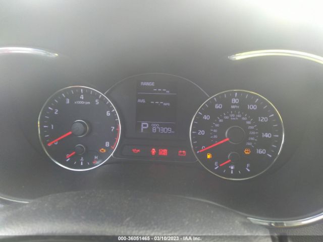 KNAFX4A65G5558596 KIA FORTE LX