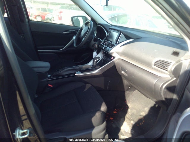 JA4AS3AAXLZ032018 Mitsubishi Eclipse Cross Es