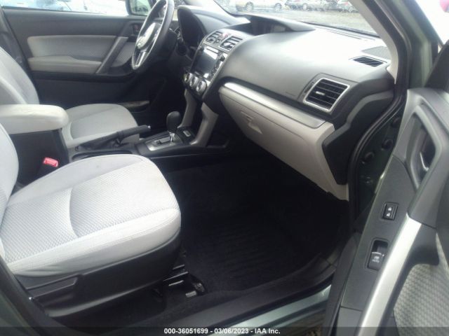 JF2SJAGC0JH449906 Subaru Forester Premium