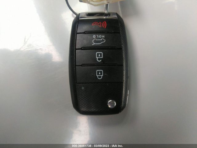 KNDJP3A58J7528860 KIA SOUL +