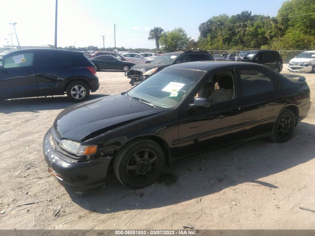 1994 HONDA ACCORD EX VIN: 1HGCD5668RA042662
