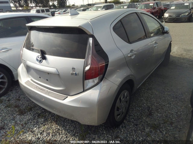 Toyota Prius C One/two/three/four 2016 JTDKDTB39G1129607 Image 4