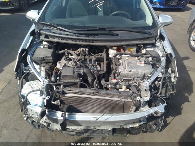 Toyota Prius C One/two/three/four 2016 JTDKDTB39G1129607 Image 6