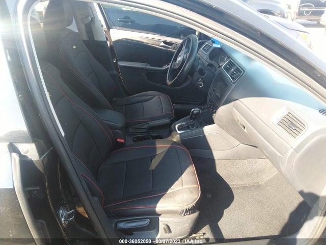3VWD17AJ0EM418154 Volkswagen Jetta Sedan Se