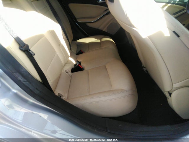 Mercedes-Benz Cla Cla 250 2018 WDDSJ4EB4JN523443 Image 9