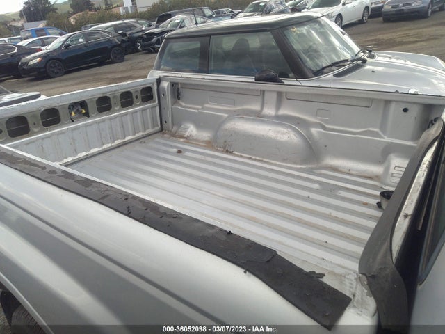 2003 MAZDA B-SERIES 2WD TRUCK SX VIN: 4F4YR12D53TM19700