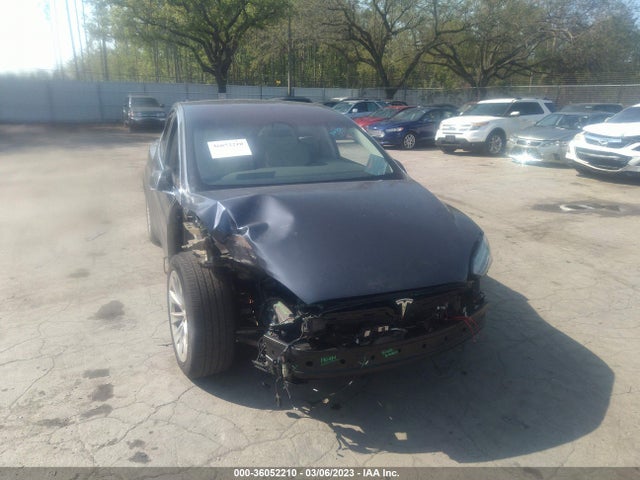 Tesla Model X 75d/100d/p100d 2018 5YJXCDE29JF120020 Image 7
