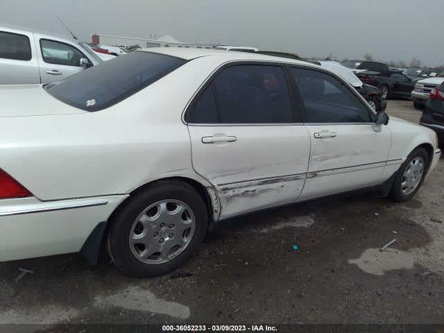2001 ACURA RL VIN: JH4KA96561C001360