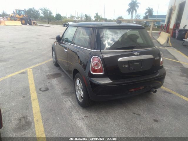 WMWSU3C57DT677912 Mini COOPER HARDTOP