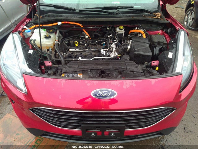2021 Ford Escape, VIN: 1FMCU0BZ4MUA21103