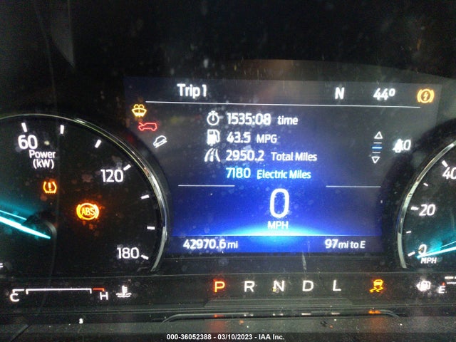 2021 Ford Escape, VIN: 1FMCU0BZ4MUA21103
