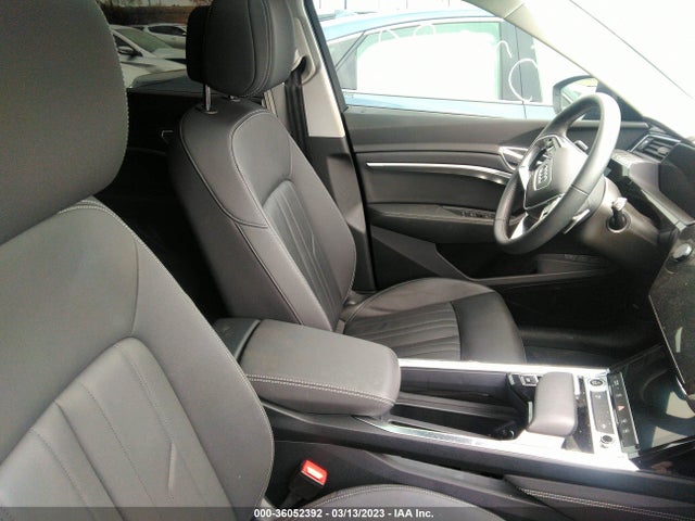 2021 Audi e-tron, VIN: WA1AAAGE5MB026932