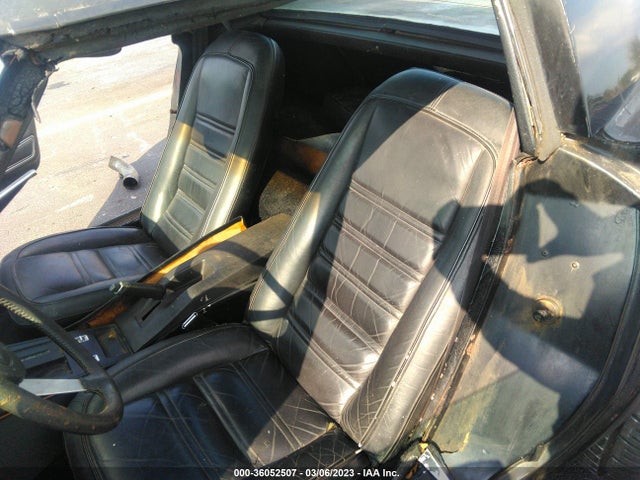 1977 CHEVROLET 2 DOOR COUPE VIN: 1Z37L7S411101
