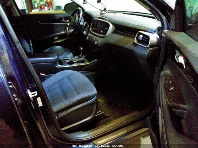 5XYPG4A32GG113995 KIA SORENTO LX