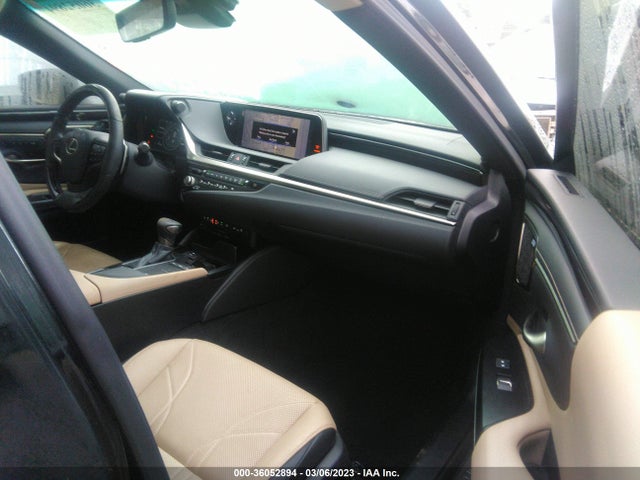 58AEA1C14MU011518 Lexus Es Es 300h Luxury