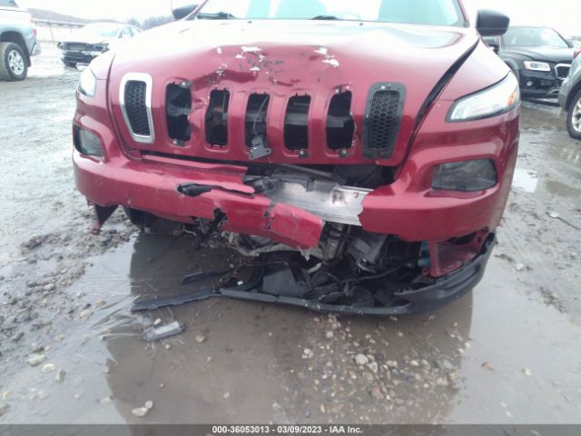 1C4PJLAB3HW572668 Jeep Cherokee Sport