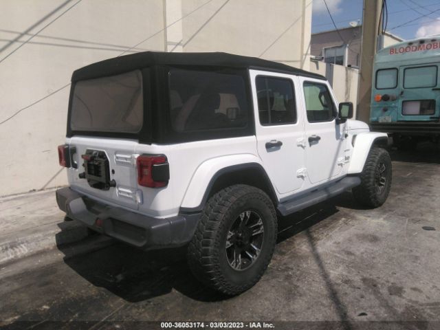 1C4HJXEG2KW583203 Jeep Wrangler Unlimited Sahara