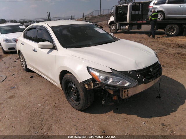 2017 1N4AL3AP1HC227707 main image