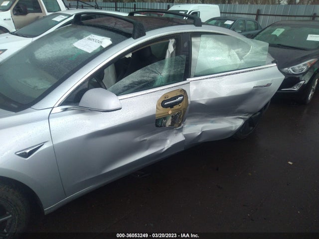 Tesla Model 3 Long Range 2018 5YJ3E1EB1JF089966 Image 6
