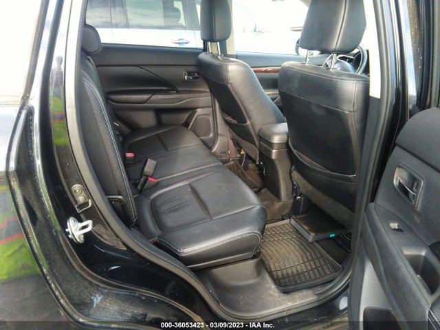 JA4AD3A37EZ001176 Mitsubishi Outlander Se