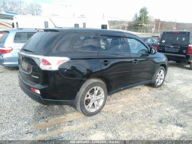 JA4AD3A37EZ001176 Mitsubishi Outlander Se