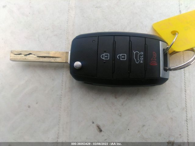 5XYPGDA5XHG314157 KIA Sorento Lx V6