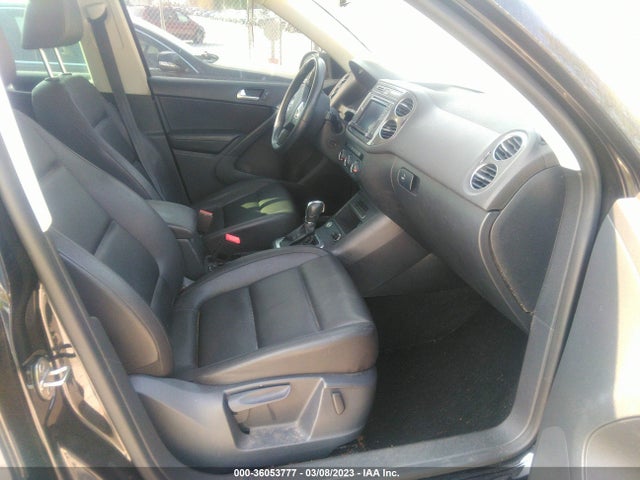 Volkswagen TIGUAN SE 2016 WVGAV7AX2GW517331 Image 6