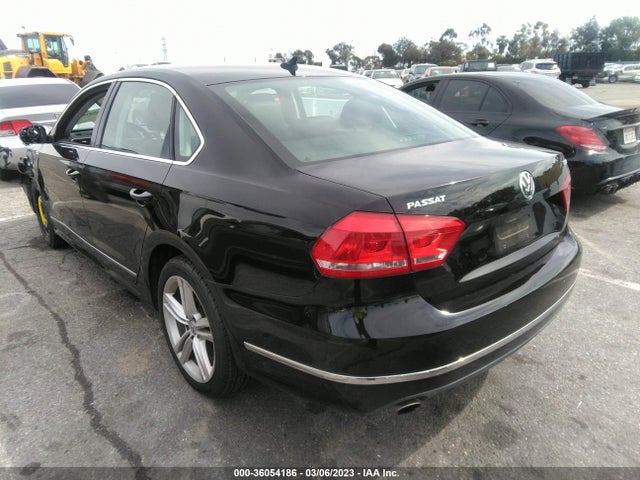 1VWCT7A3XEC020359 Volkswagen Passat Sel Premium
