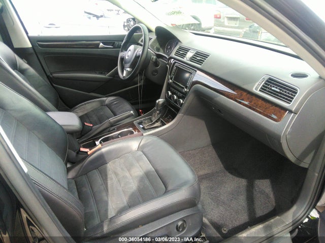 1VWCT7A3XEC020359 Volkswagen Passat Sel Premium