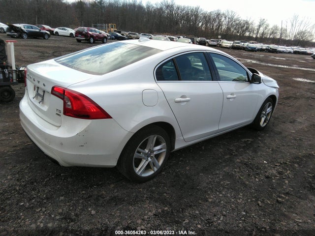 2014 Volvo S40, VIN: YV1612FH4E1288746