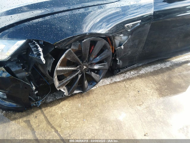Tesla Model S P85d 2014 5YJSA1H28EFP63474 Image 6