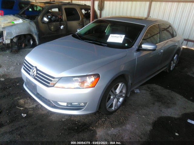 1VWBT7A35FC059843 Volkswagen Passat 1.8t Se W/sunroof & Nav