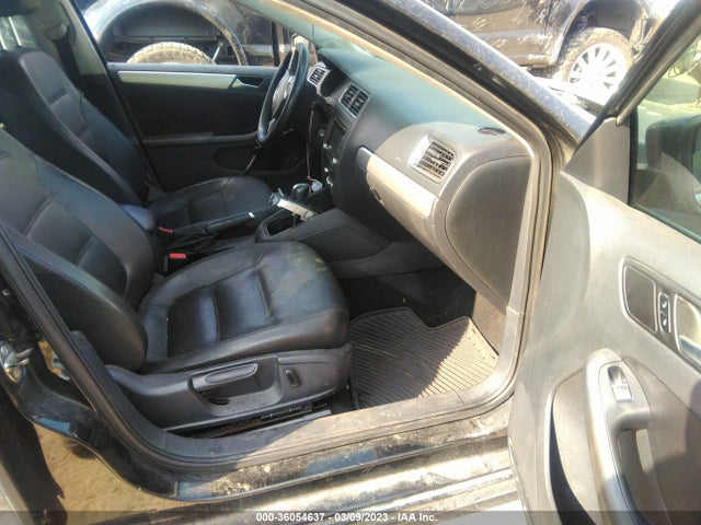 3VWD07AJ4EM389129 Volkswagen Jetta Sedan Se W/connectivity