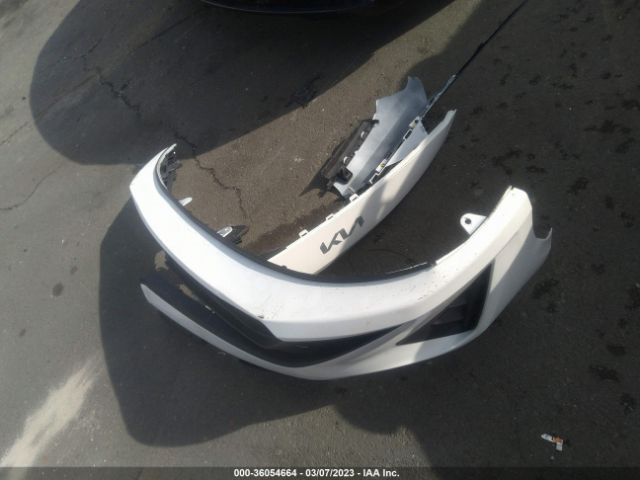 3KPF24AD0NE468189 KIA Forte Lxs