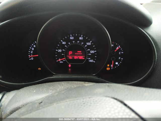 KNDJN2A29E7003334 KIA Soul Base