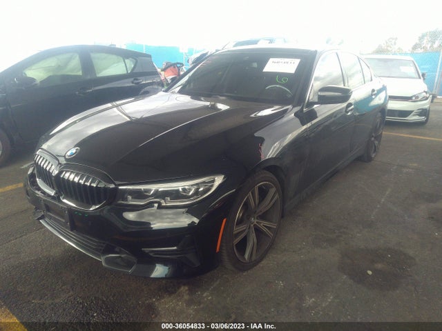BMW 3 Series 330i 2021 3MW5R1J01M8B67735 Image 2