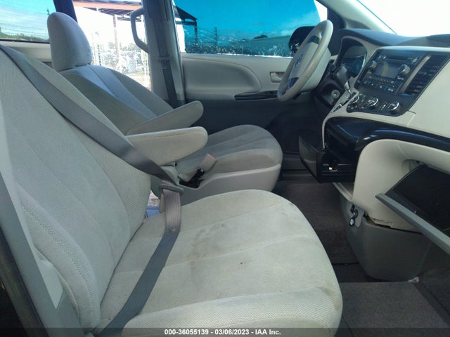 Toyota Sienna L 2014 5TDZK3DC6ES505519 Image 6