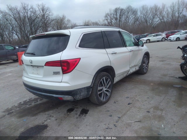 2017 HONDA PILOT TOURING VIN: 5FNYF6H97HB025823
