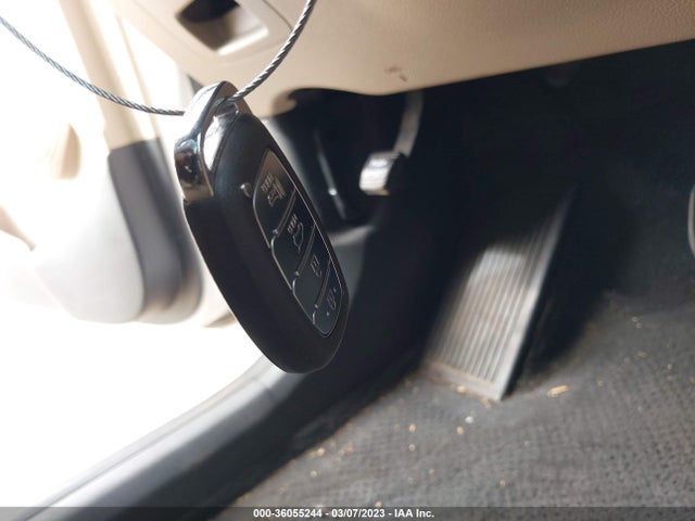 Hyundai Tucson Limited 2016 KM8J33A29GU157067 Image 3
