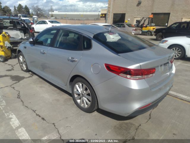 5XXGT4L3XHG139808 KIA Optima Lx